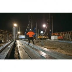 Projecteur LED double alimentation Makita DEADML805 14,4 / 18 V 13 Projecteur LED double alimentation Makita DEADML805 14,4 / 18 V -Pas Cher Materiel de chantier Magasin AFD 109335