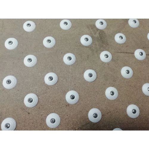 Kit de 200 pastilles Wattelez podotactiles à visser WACCESS® 5 Kit de 200 pastilles Wattelez podotactiles à visser WACCESS® – Image 3